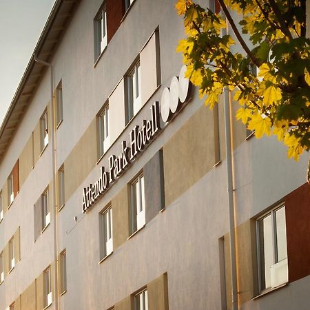 Attendo Park Hotell Huddinge Exteriér fotografie