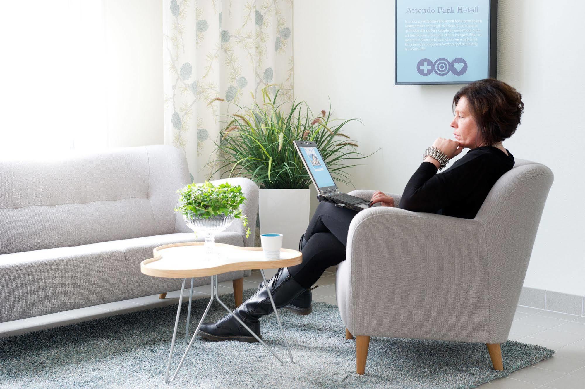 Attendo Park Hotell Huddinge Exteriér fotografie