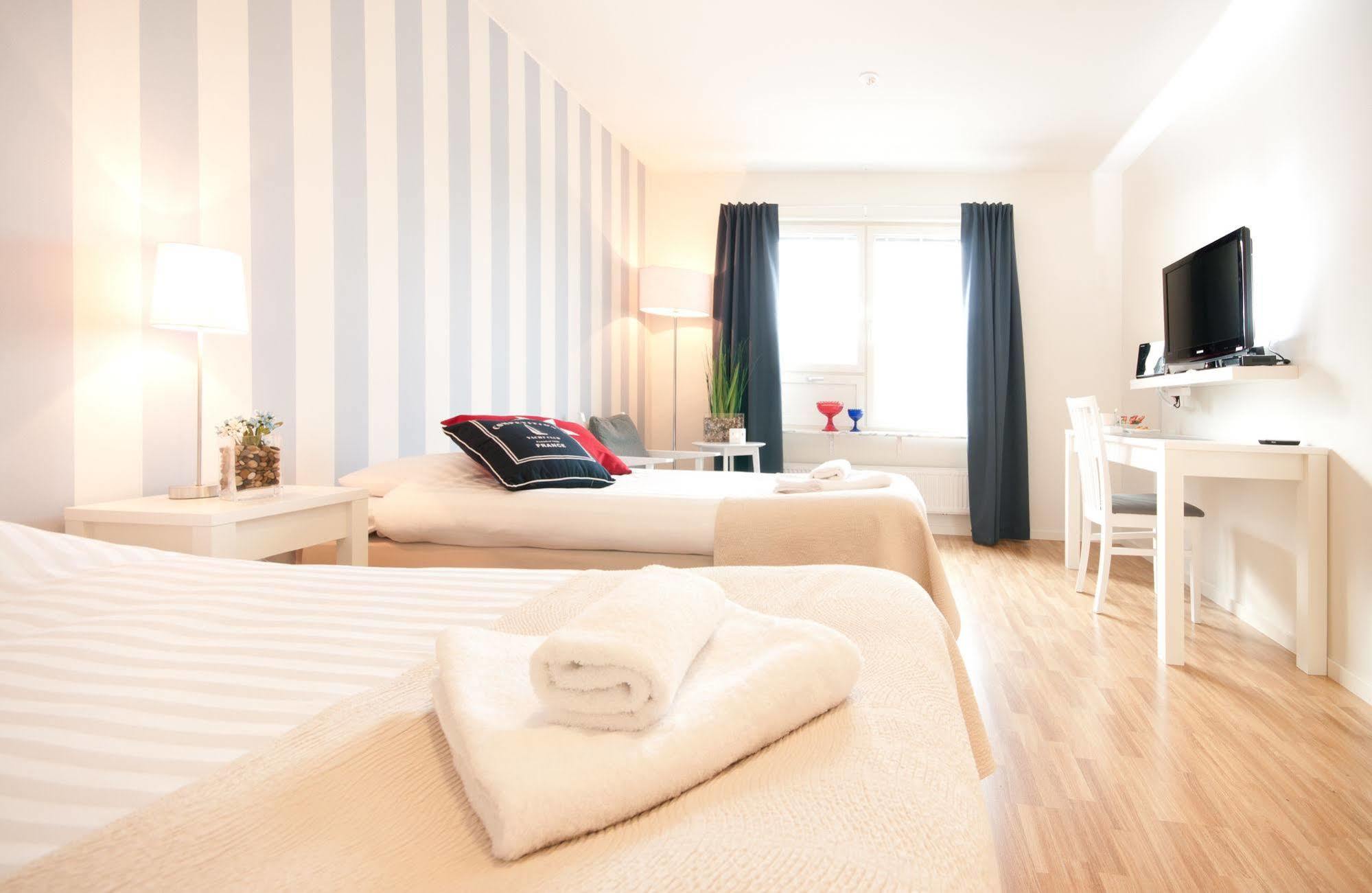 Attendo Park Hotell Huddinge Exteriér fotografie